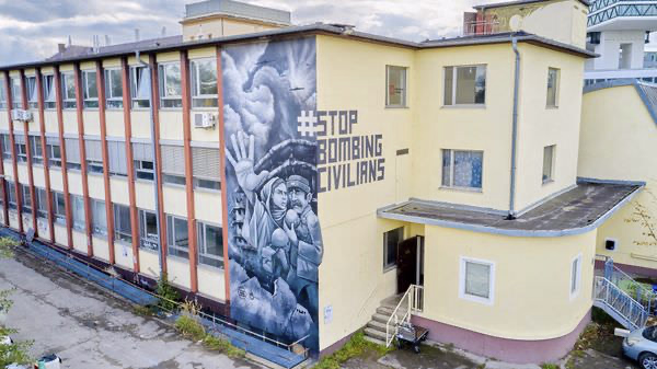 Preview stop-bombing-civilian-152-152