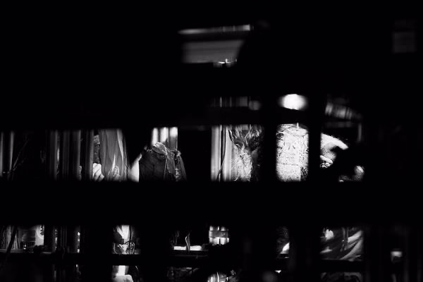 unruly ghosts 048